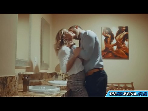 ❤️ Quandu una bionda tettona ti seduce in un bagnu publicu ❤ Porno à porn co.porn-93.ru ❌️❤